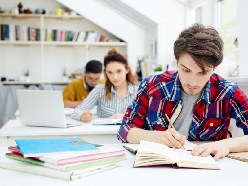 Mezuna Kaldım, Şimdi Ne Olacak? 2026 YKS’ye Hazırlık Rehberi